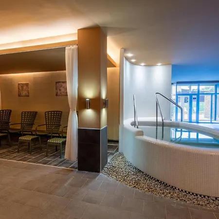 Hotel Hunguest Forrás