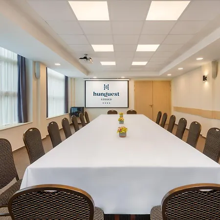 Hunguest Forrás Hotel